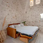 Guesthost - La Dimora Di Aline - Iris & Ambra Apartment Conversano