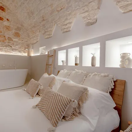 Apartment Guesthost - La Dimora Di Aline - Iris & Ambra Conversano